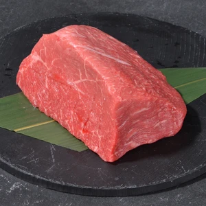 29【美味しいローストビーフに！ 】鳥取和牛やわらか赤身ブロック（モモ、ウデ他）