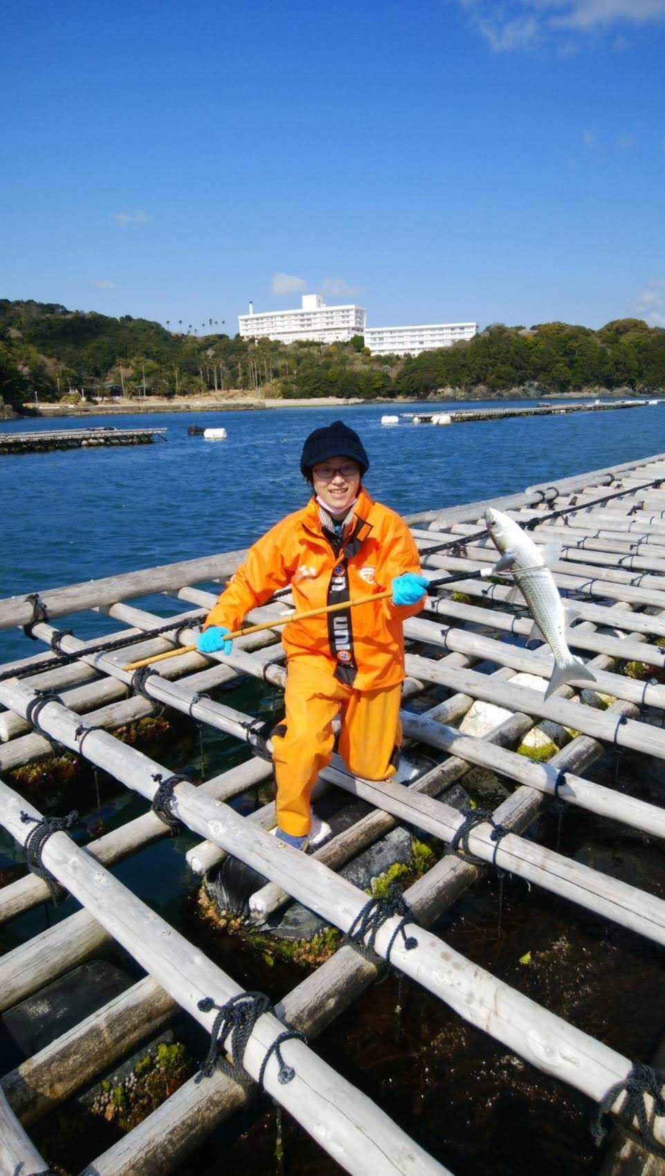 はちろべ水産の通販 中村彩さん 農家漁師から産地直送の通販 ポケットマルシェ