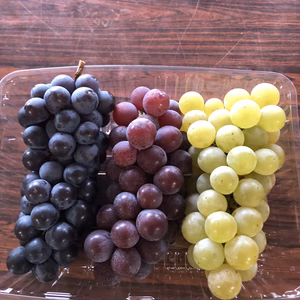 ブドウ詰め合わせ2kg(ナイヤガラ、レッドナイヤ、スチューベン)