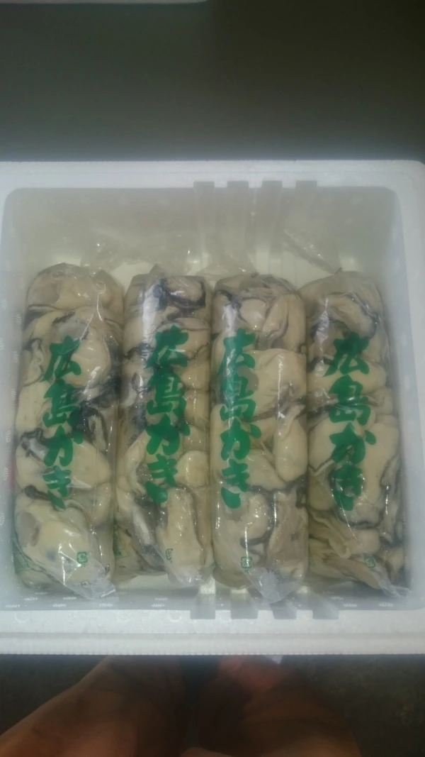 新鮮ぷりぷり広島県音戸産生食用牡蠣500グラム×4