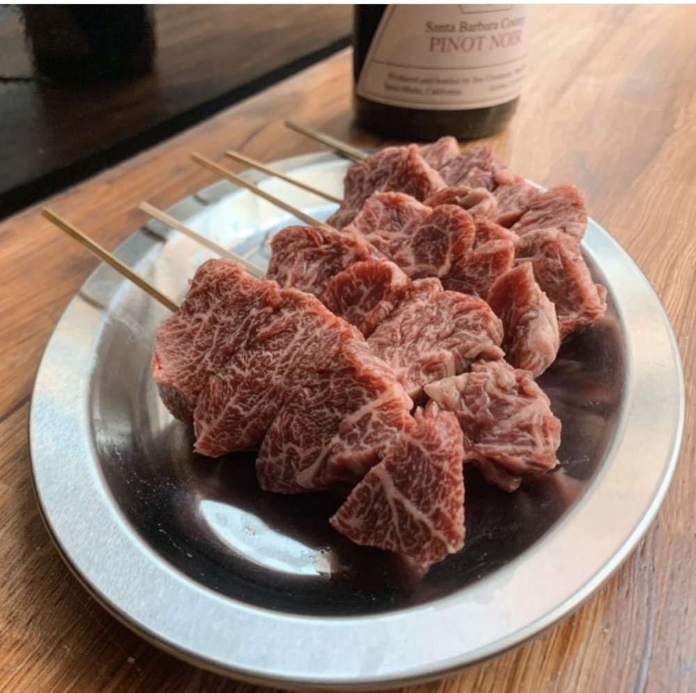 サシ抜群霜降りカルビ黒毛和牛・国産牛・交雑牛使用 1kg(500gx2