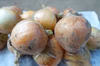 減農薬　新タマネギ  2ｋｇ程度　お徳用　甘み　旨みたっぷり