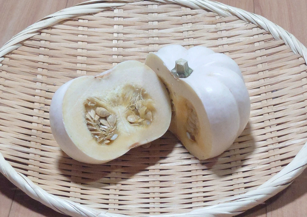 ★美しい白さ、手のひらサイズ★プチホワイト[化学農薬・化学肥料不使用]
