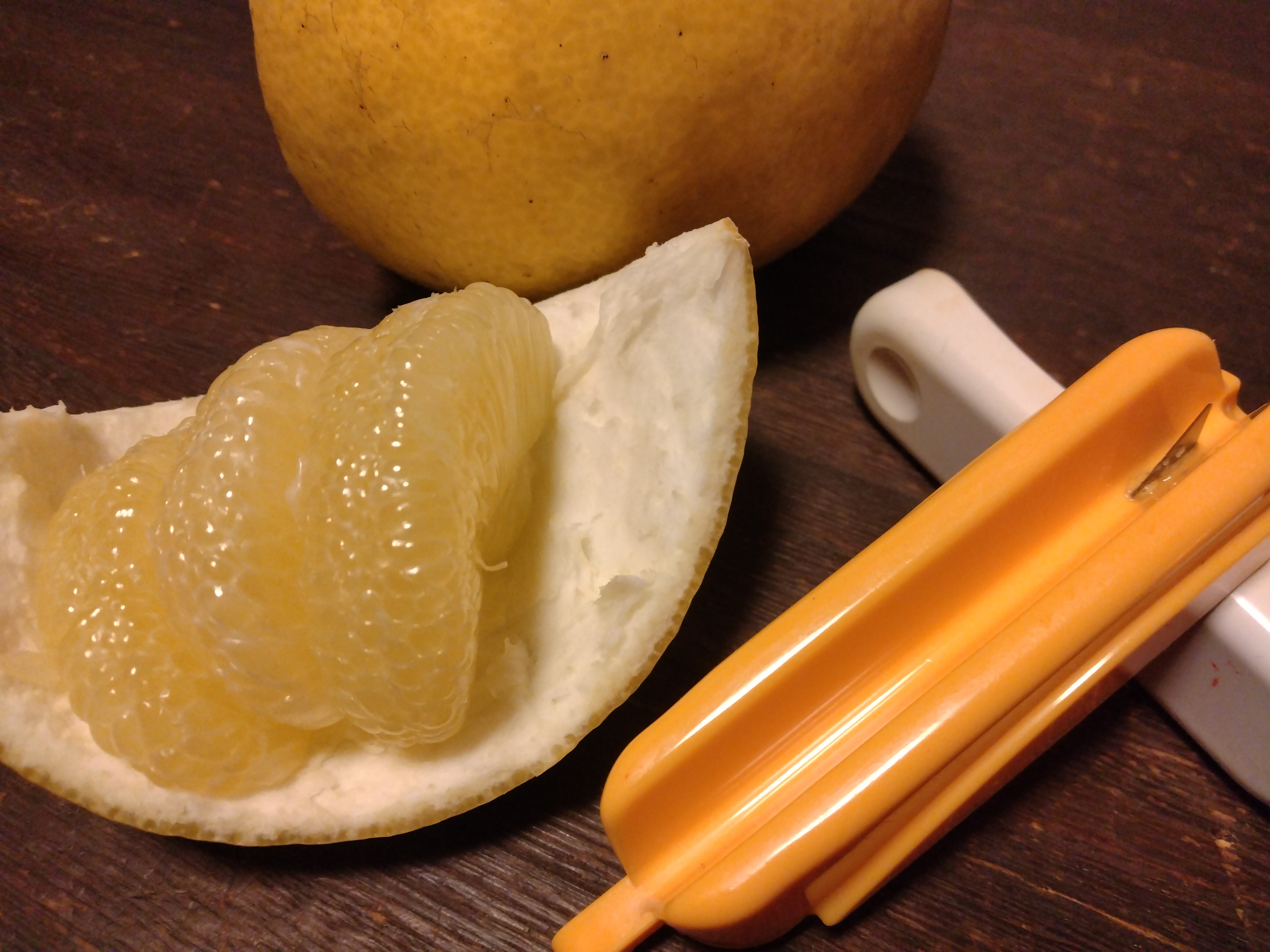 土佐文旦[農薬・化学肥料 不使用]皮むき器 付 3kg(5〜6個)おひとり様向け 皮むき器 付