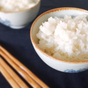 送料無料【7ぶづき米】1kg【自然栽培・天日干し】ササニシキ