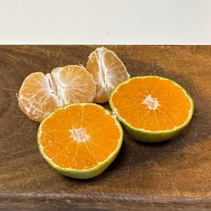 コクのある甘み！【ゆら早生みかん】