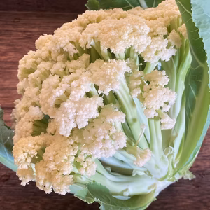 茎が美味しい！カリフローレ 約1kg