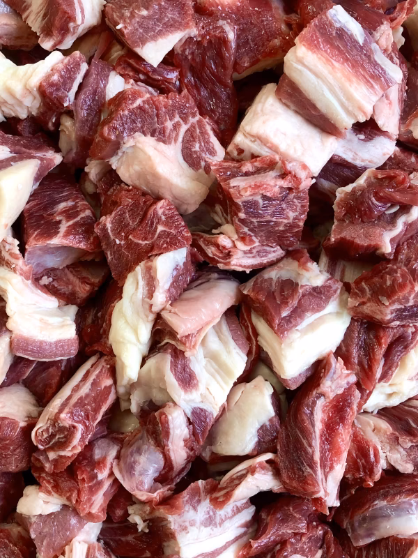 とわだ牧草短角牛バラ肉(角切り)真空冷凍 500g〜