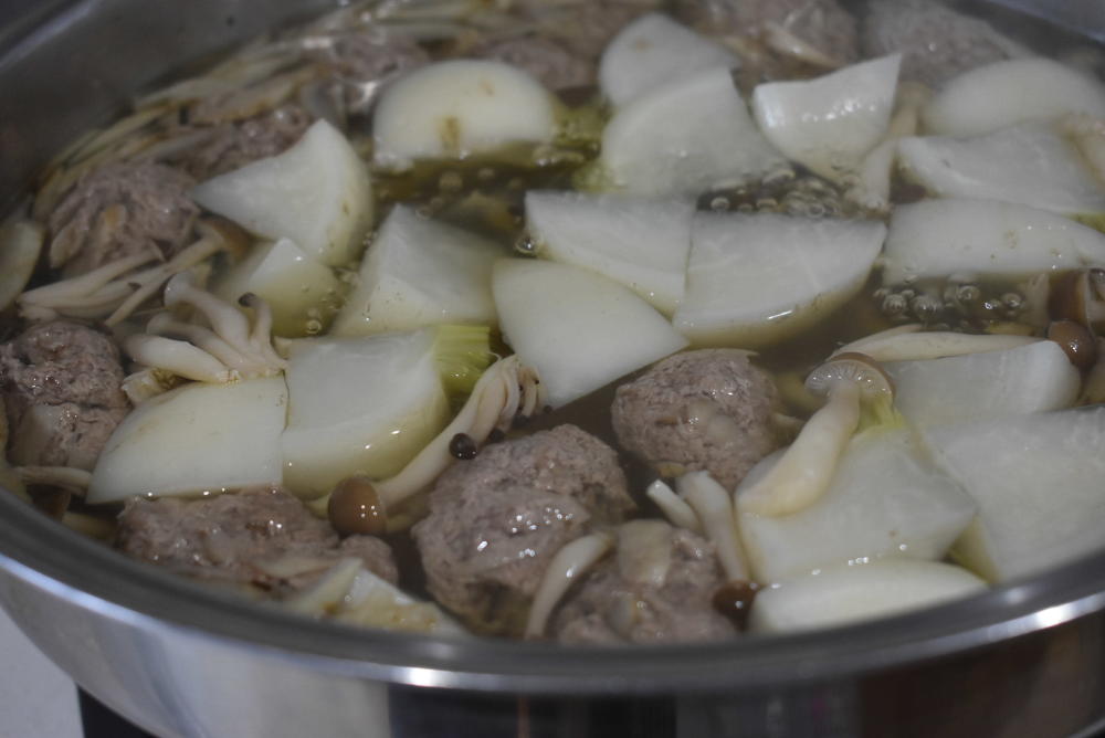 ゴールデンカムイのアイヌ料理を野生の鹿肉で再現してみた 自宅でジビエ 農家漁師から産地直送の通販 ポケットマルシェ