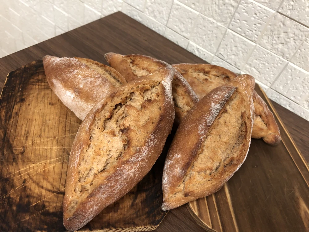 自然栽培スペルト小麦粉（全粒粉）