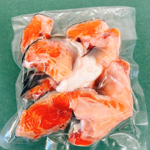 【冷凍】旨み爆弾！輝サーモンのカマだけパック300g〜