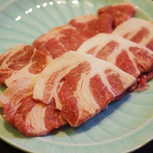 豚肩ロース　焼肉用厚切り＋ブロック【セット】　発酵食品を食べた豚「雪乃醸」