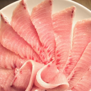 玄界灘直送　船上活け締め天然ブリ