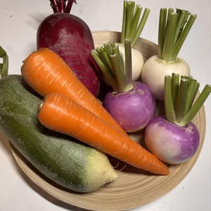 元イタリアンシェフが作った彩り根菜とバーニャカウダのセット