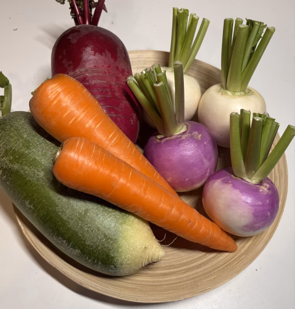 元イタリアンシェフが作った彩り根菜とバーニャカウダのセット