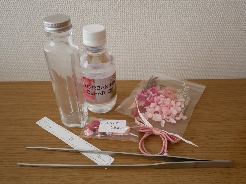 おうち時間を華やかに 花農家さんのハーバリウムキットを買って手作りしてみた 農家漁師から産地直送の通販 ポケットマルシェ