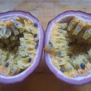 【天然シャーベット❗️】冷凍パッションフルーツ(農薬不使用)