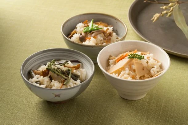 【新米】雪若丸5kg＋茸・筍・山菜炊き込みご飯の素200ｇｘ各1袋セット