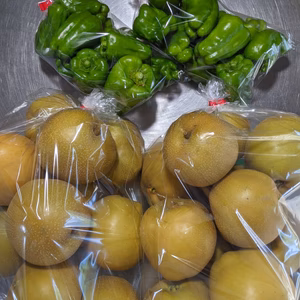 ピーマンと梨