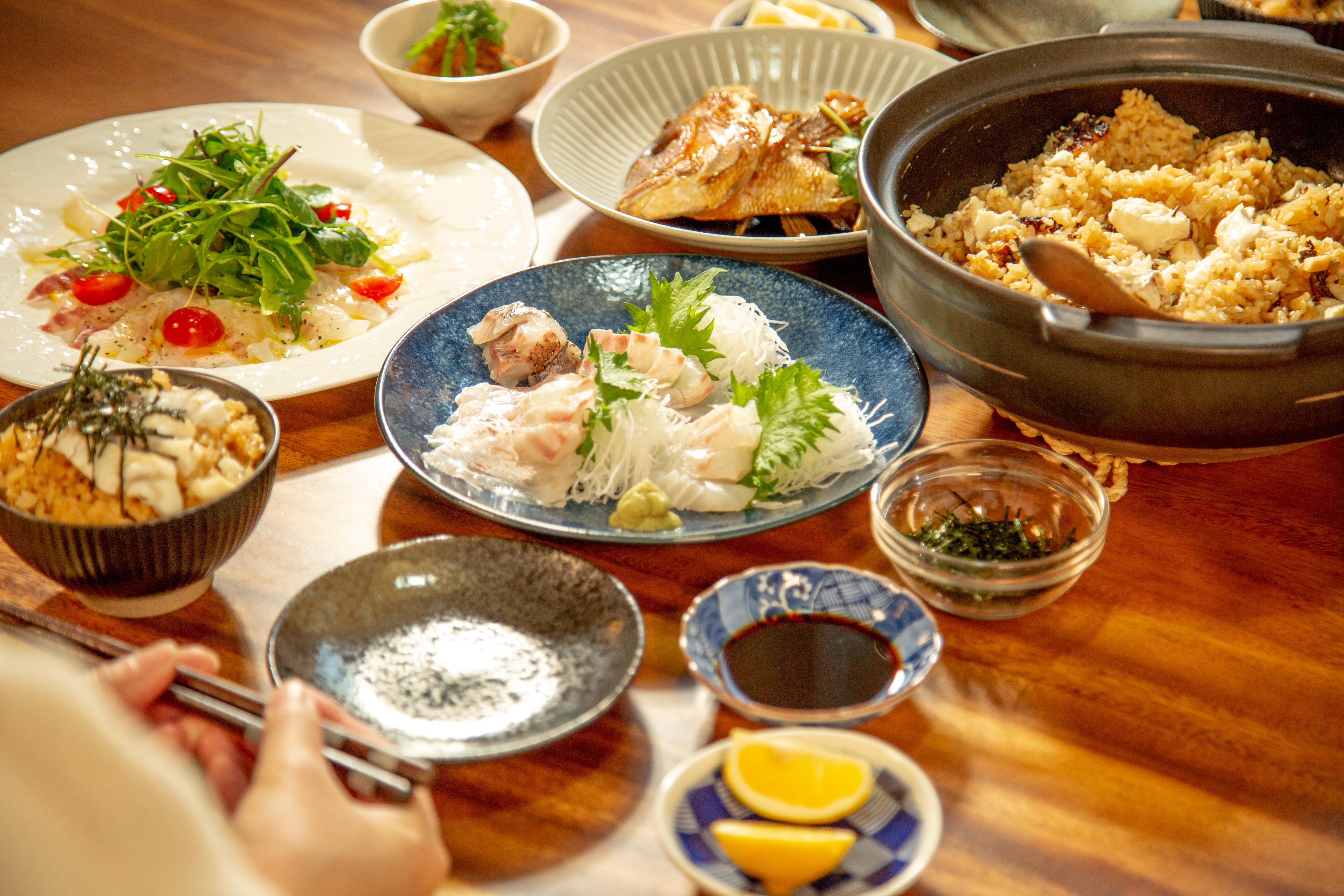 [ハレの日のお祝いに豪華な食卓]鮮度抜群な鯛を贈り鯛![ブランド真鯛] ◎捌いてお届け!3枚おろし(皮あり)