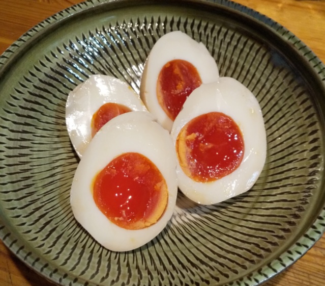 赤たまご75個 納豆菌の仲間 枯草菌 で育てた鶏のたまご75個 農家漁師から産地直送の通販 ポケットマルシェ