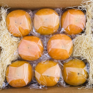 【贈答用】サクサク食感の【太秋柿】(冷蔵個包装) 2L 8個