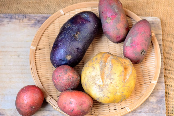 お買い得！わけあり新じゃがいも7種食べくらべセット！