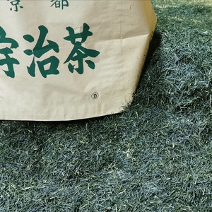 令和3年新茶！宇治茶：煎茶・荒茶仕立て＜やぶきた＞