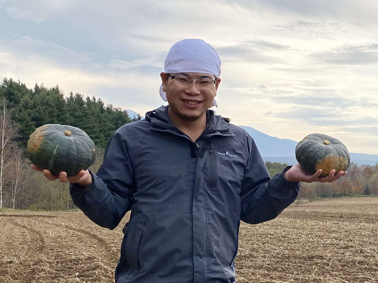 [北海道上富良野産]栗かぼちゃ ほくほく甘い!スープやコロッケにぴったり♪南瓜 約5〜6kg程度 3-4個