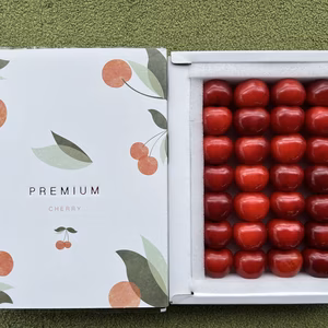 本当に甘い！！大粒さくらんぼ【紅秀峰】3Lサイズ 約300g 化粧箱