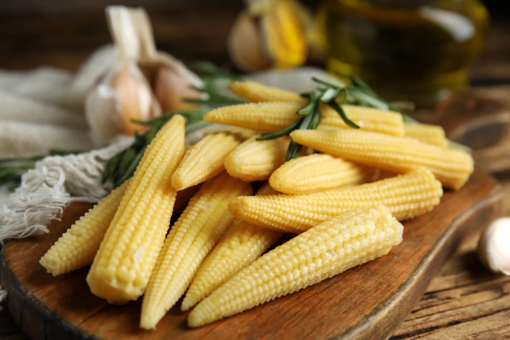 【2024年8月予約】ヒゲまで食す一度で二度美味しい富士信玄ヤングコーンふじひめ