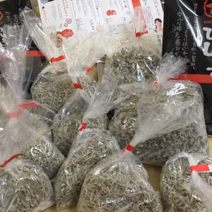 欲張りリクエストひじき＆訳ありちりめん.かえり1.1キロお試しでもたっぷり宝箱