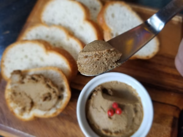 濃厚な旨み！天草大王レバーパテ