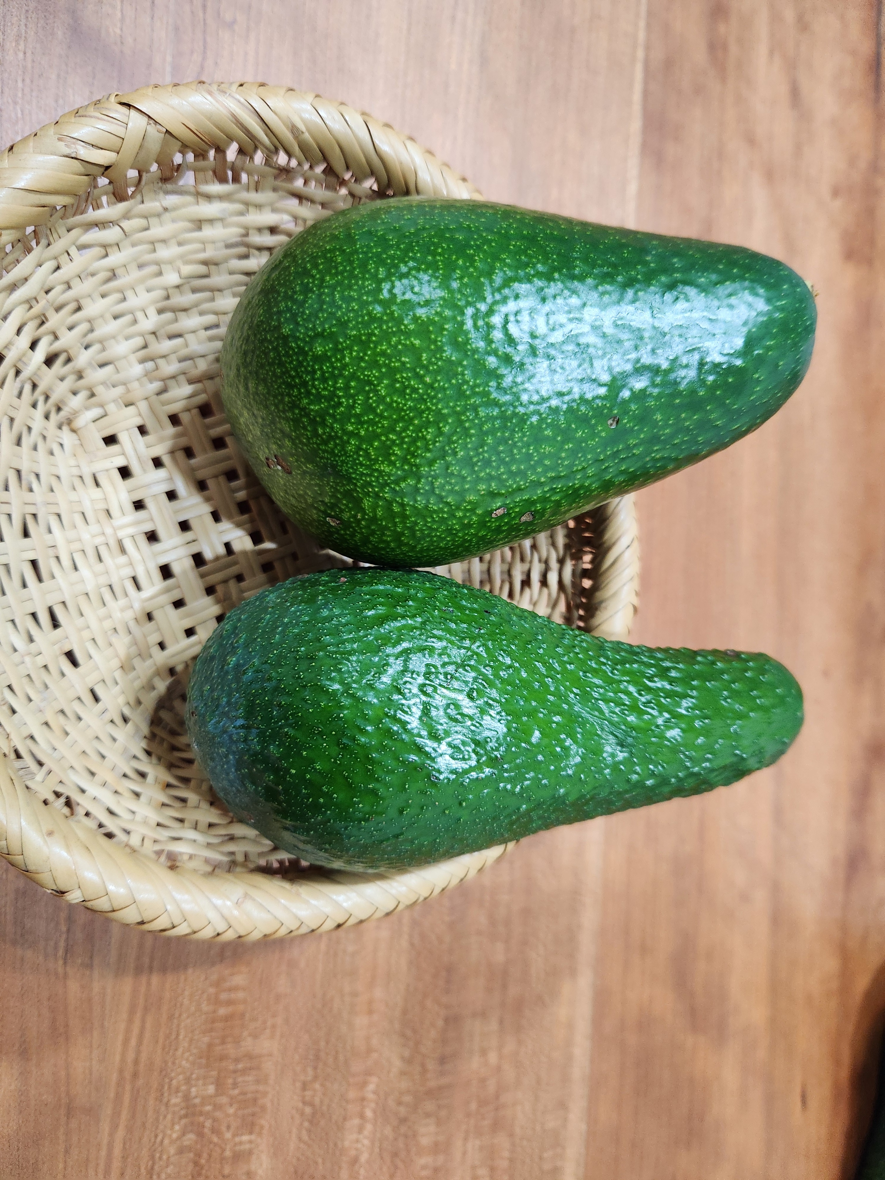 アボカドの通販・お取り寄せ商品｜野菜｜ポケットマルシェ｜産地直送で