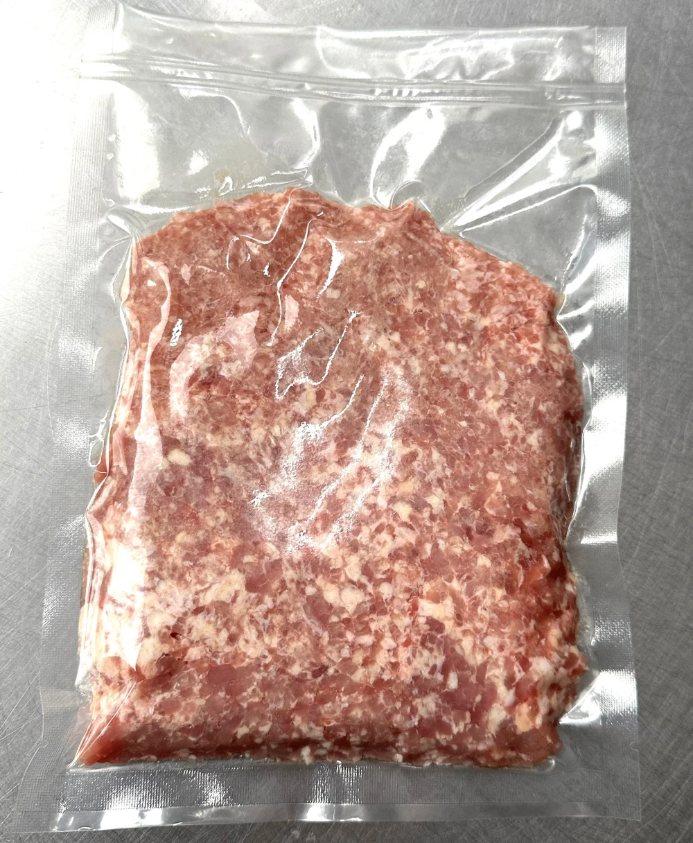 珍しい国産バルバリー鴨の庄内鴨　モモ肉ブロック・ひき肉セット