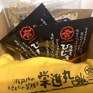 【福袋２セット３セットも送料同じちりめん煎餅３ひじき２　年始も発送中