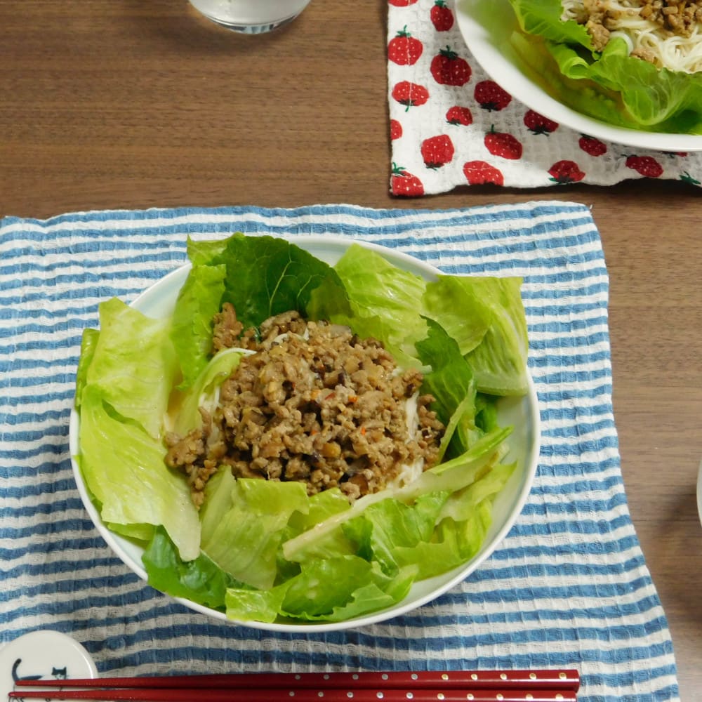 夏バテ対策に そうめんで作るレタス担々麺の薬膳レシピ 農家漁師直送のポケットマルシェ