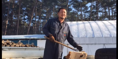 今日も薪割り。明日も薪割り。