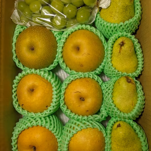 梨とぶどうと洋梨