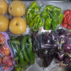 梨とすももと野菜セット