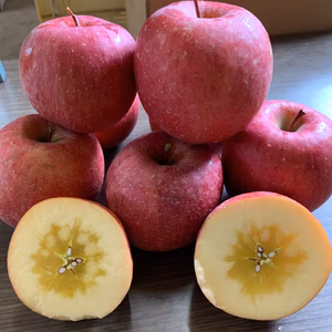 糖度13.８度のサンふじ