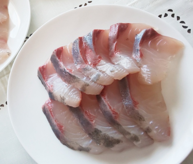 大きな魚さばけない方へ 3枚おろし カンパチ 真空パックで送りま 金寿カンパチ 農家漁師から産地直送の通販 ポケットマルシェ