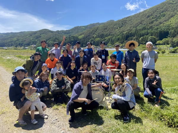 令和６年産☆自然栽培コシヒカリ【夢あかり】（玄米）未来へ笑顔をつなげる『小里米』