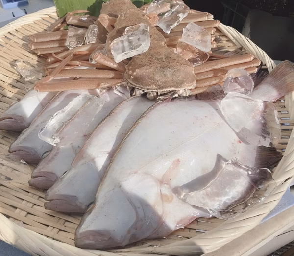 漁師の店　宗八カレイとズワイガニセット