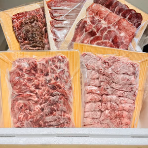 【超希少】北海道産ジャージー牛〈1㎏焼肉セット〉