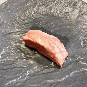 遠野鹿【熟成】タン（トリミングあり）30 g　森の贈り物、遠野が誇る幻の霜降り