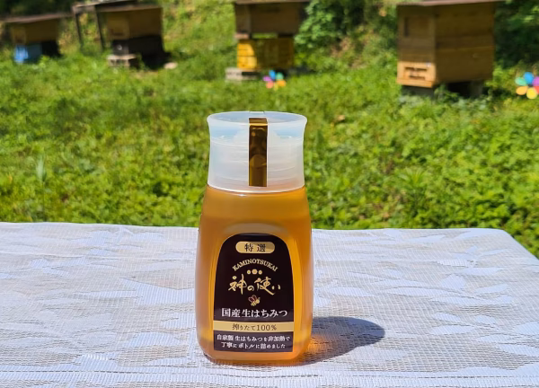 [送料込み]　岡山百花蜜　生はちみつ　[神の使いHONEY]