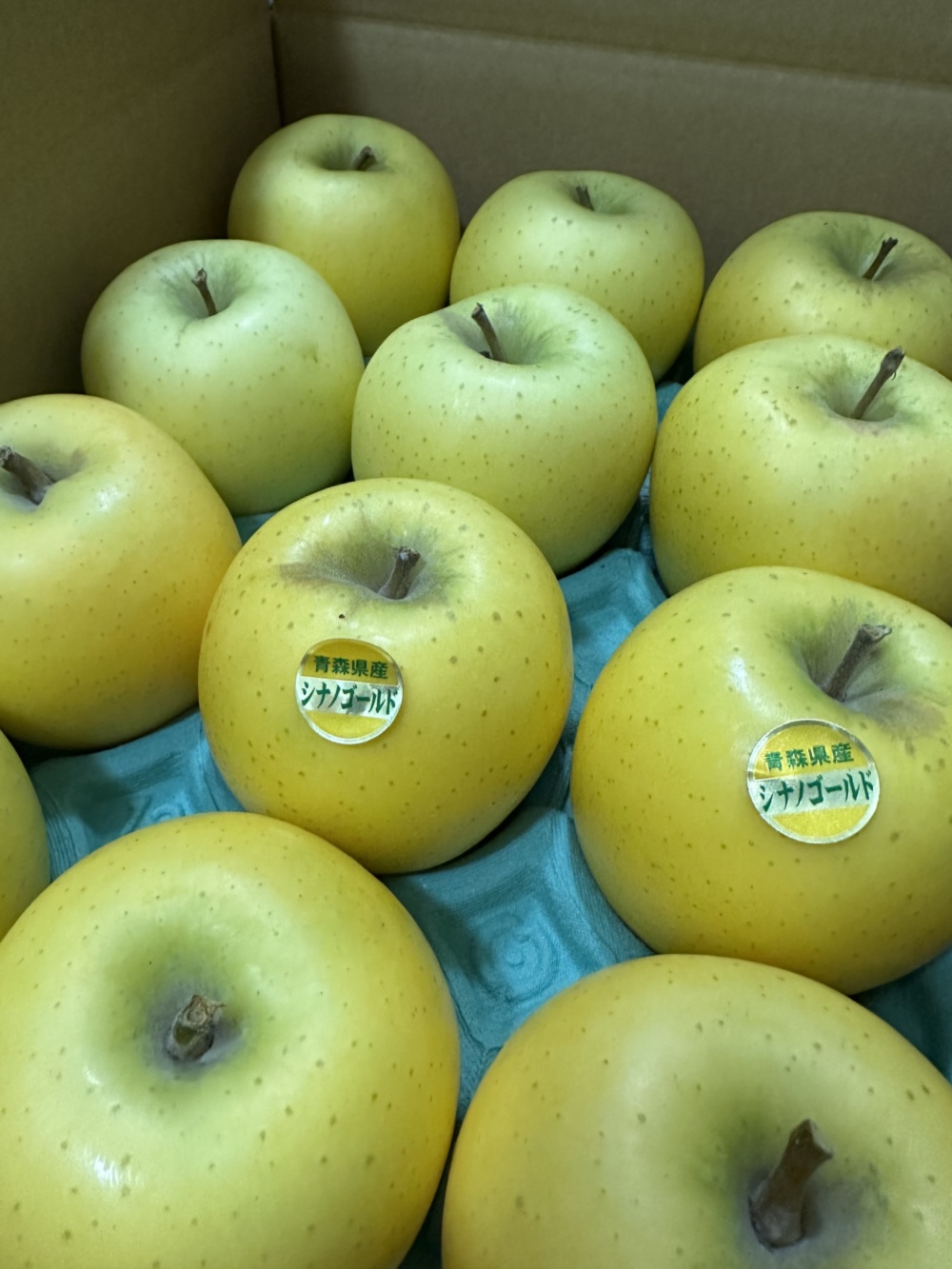 人気上昇中❗️氷温冷蔵シナノゴールド【青森県産】｜りんごの商品詳細