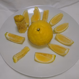 【はるか】 酸っぱそう？いえいえ爽やかな春の香りに包まれます。