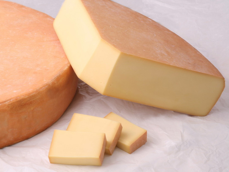 7758円 66％以上節約 木次 プロボローネチーズ 380g 3個